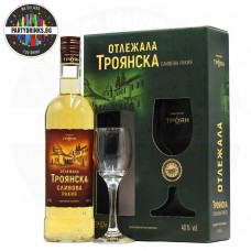 Brandy Troyanska Slivova 700ml 40% stemmed glass